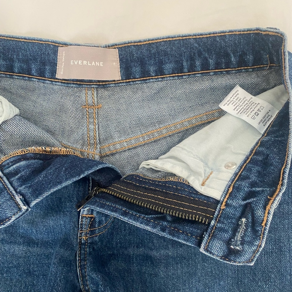 Everlane W Relaxed Short - size 26